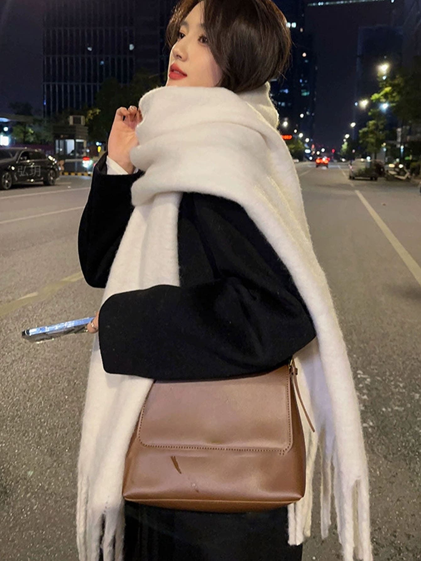 1pc Solid Color Scarf - Image 4
