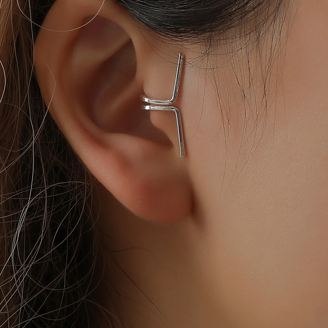Single Fake Ear Clip Cuff Unique Tragus Piercing Earrings for Women Non Piercing Clip Earring Jewelry for Female - Image 3