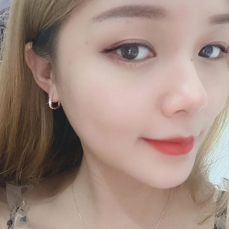 High-quality 925 Sterling Silver Crystal Fashion Circle Hoop Earrings for Woman Wedding Party Gift Street Versatile Jewelry - Image 5