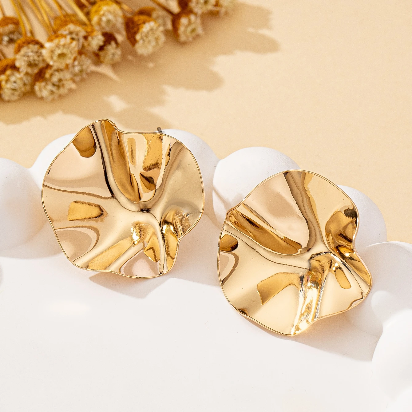 A Pair of Irregular Round Metal Stud Earrings Jewelry - Image 3