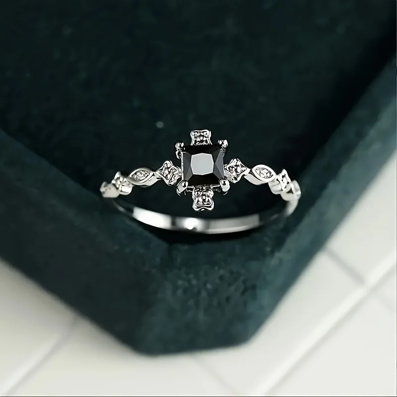 Elegant Vintage Fashion Black Square Cubic Inlay Ring, Multifunctional Vintage Accessory, Perfect Jewelry Gift, for Teenager - Image 3