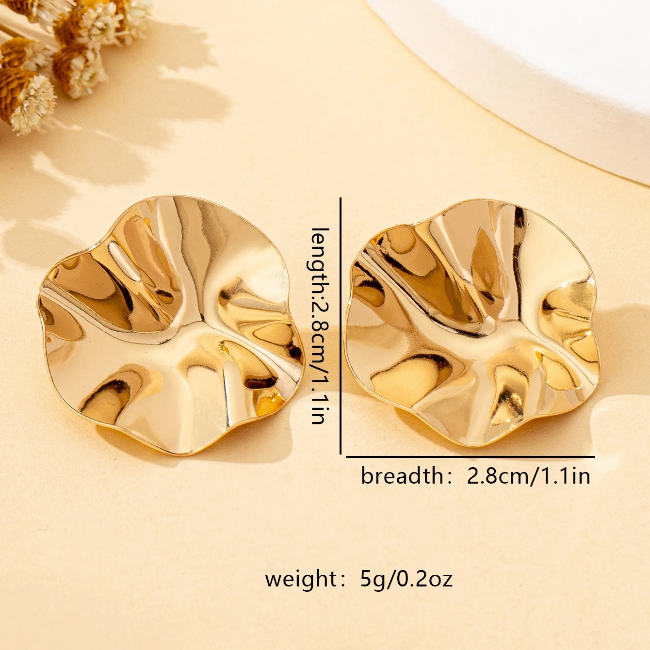 A Pair of Irregular Round Metal Stud Earrings Jewelry - Image 6